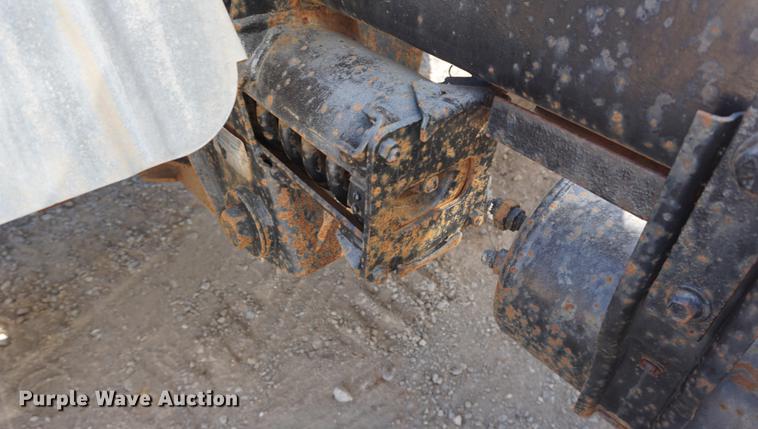 image for item DC5260 1992 Freightliner FLD semi truck