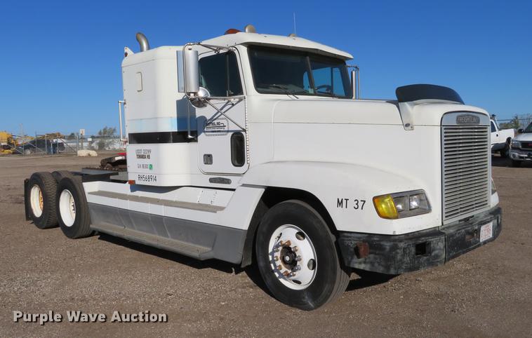 image for item DF9759 1994 Freightliner FLD semi truck