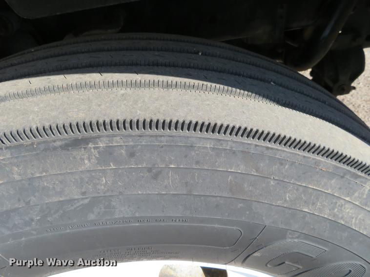 image for item DF9759 1994 Freightliner FLD semi truck