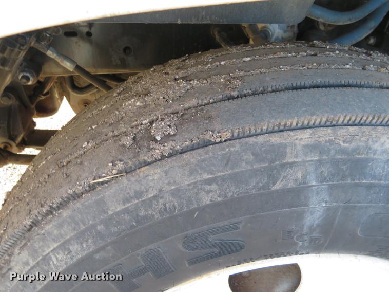 image for item DF9759 1994 Freightliner FLD semi truck