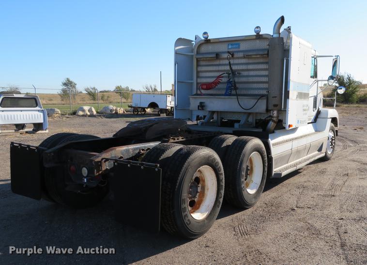 image for item DF9765 1994 Freightliner FLD semi truck