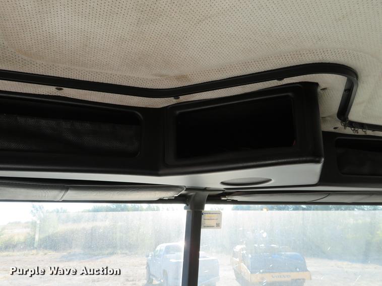 image for item DF9765 1994 Freightliner FLD semi truck