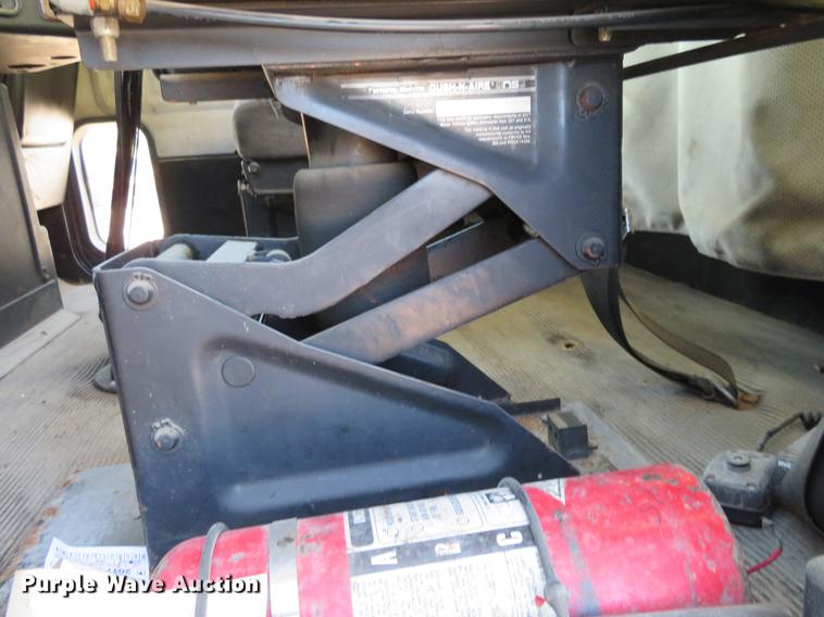 image for item DF9765 1994 Freightliner FLD semi truck