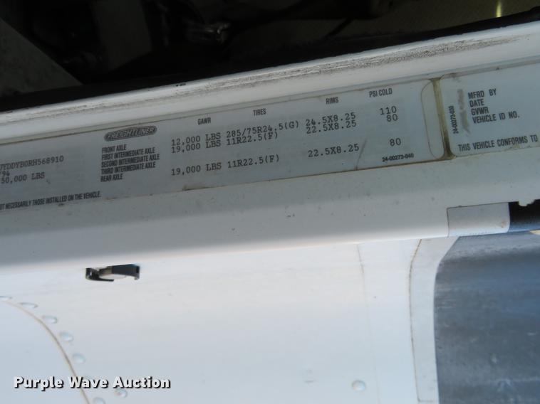 image for item DF9765 1994 Freightliner FLD semi truck