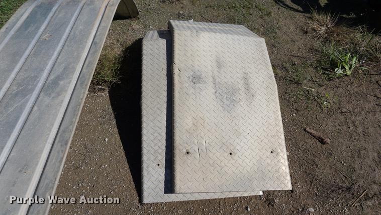 image for item DS9371 Truck parts