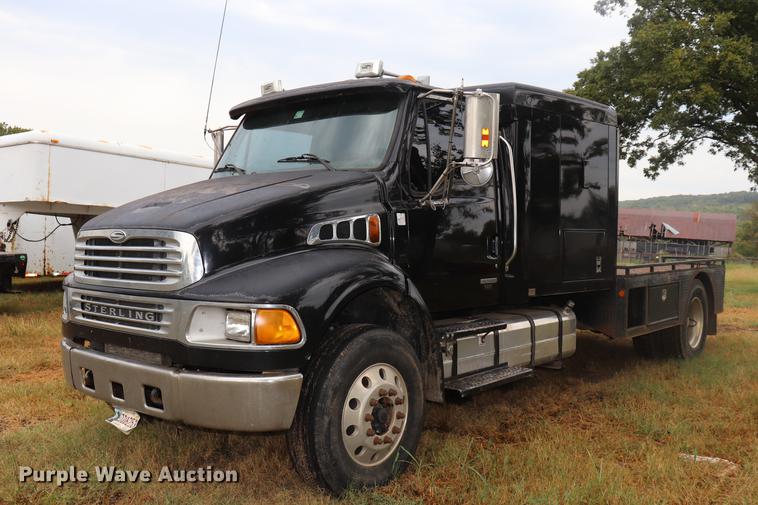 image for item ED9504 2002 Sterling M7500 Acterra flatbed truck
