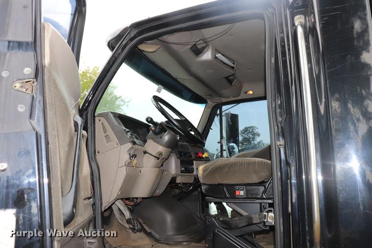 image for item ED9504 2002 Sterling M7500 Acterra flatbed truck