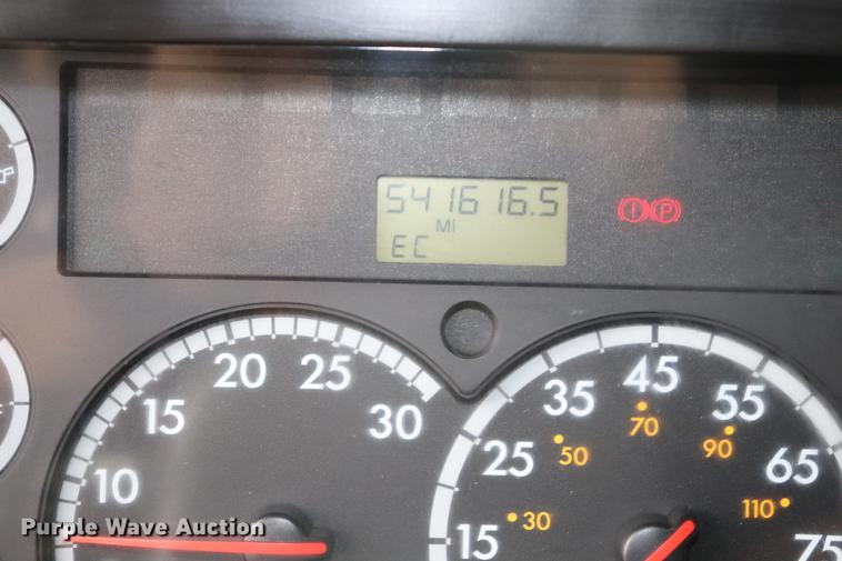 image for item ED9504 2002 Sterling M7500 Acterra flatbed truck