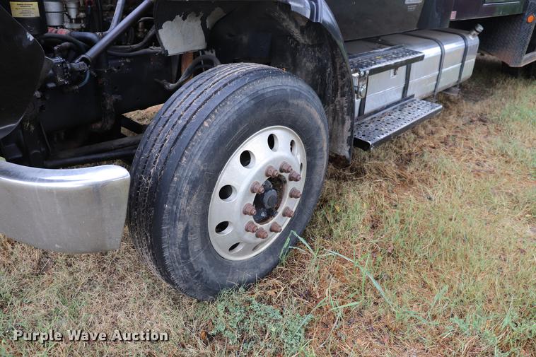 image for item ED9504 2002 Sterling M7500 Acterra flatbed truck