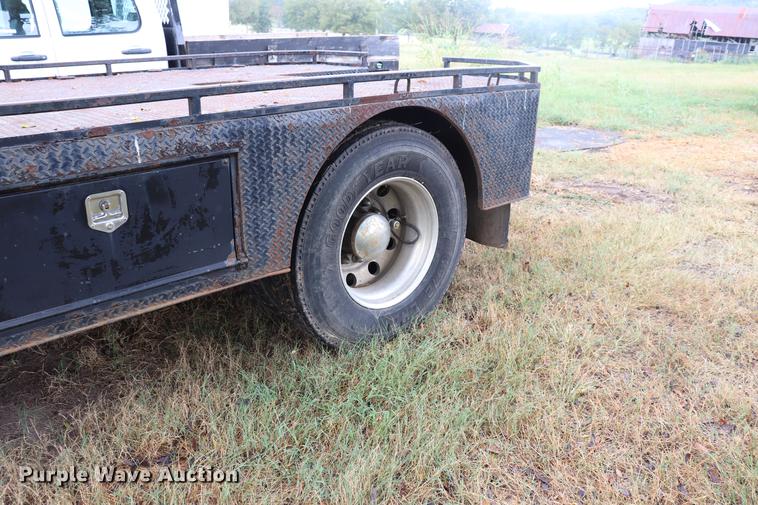 image for item ED9504 2002 Sterling M7500 Acterra flatbed truck