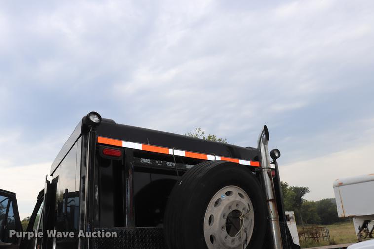 image for item ED9504 2002 Sterling M7500 Acterra flatbed truck