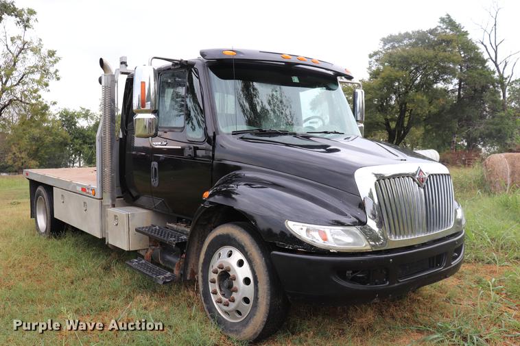 image for item ED9505 2008 International DuraStar 4300 Ext. Cab flatbed truck
