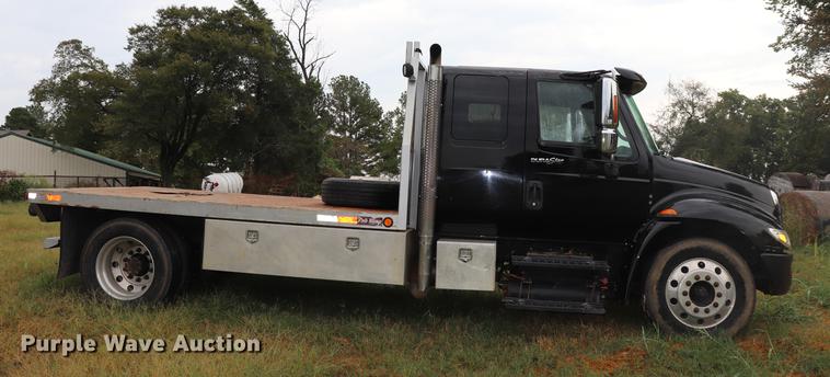 image for item ED9505 2008 International DuraStar 4300 Ext. Cab flatbed truck