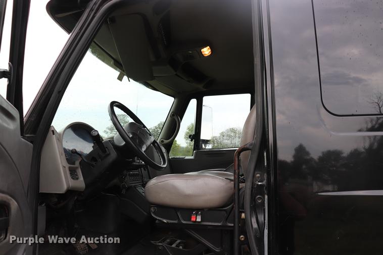 image for item ED9505 2008 International DuraStar 4300 Ext. Cab flatbed truck