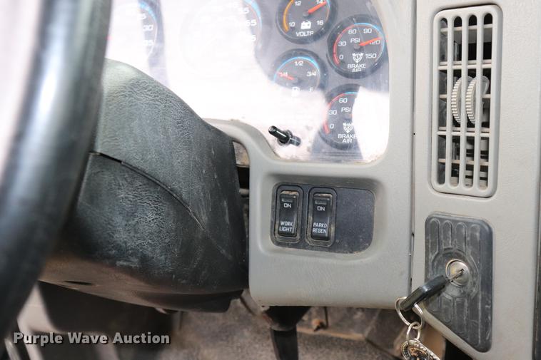 image for item ED9505 2008 International DuraStar 4300 Ext. Cab flatbed truck