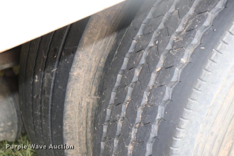 image for item ED9505 2008 International DuraStar 4300 Ext. Cab flatbed truck