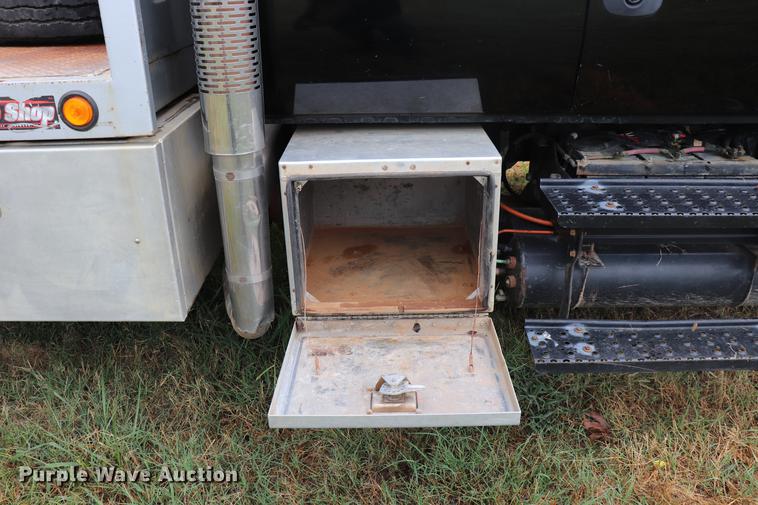 image for item ED9505 2008 International DuraStar 4300 Ext. Cab flatbed truck