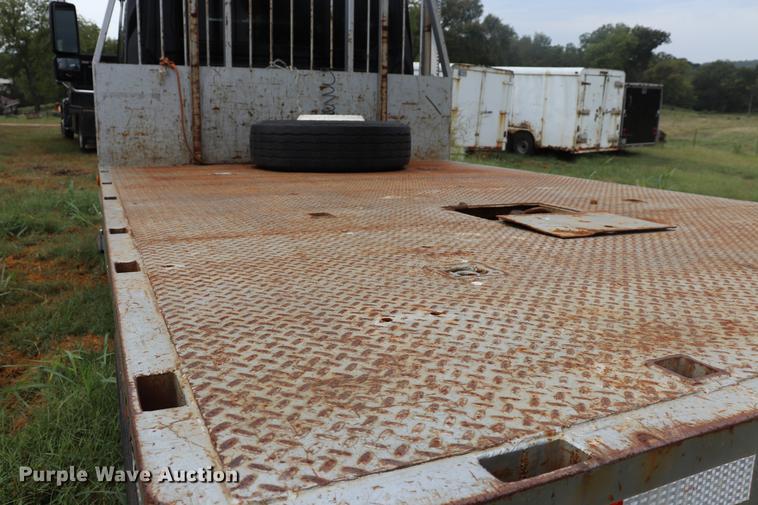 image for item ED9505 2008 International DuraStar 4300 Ext. Cab flatbed truck