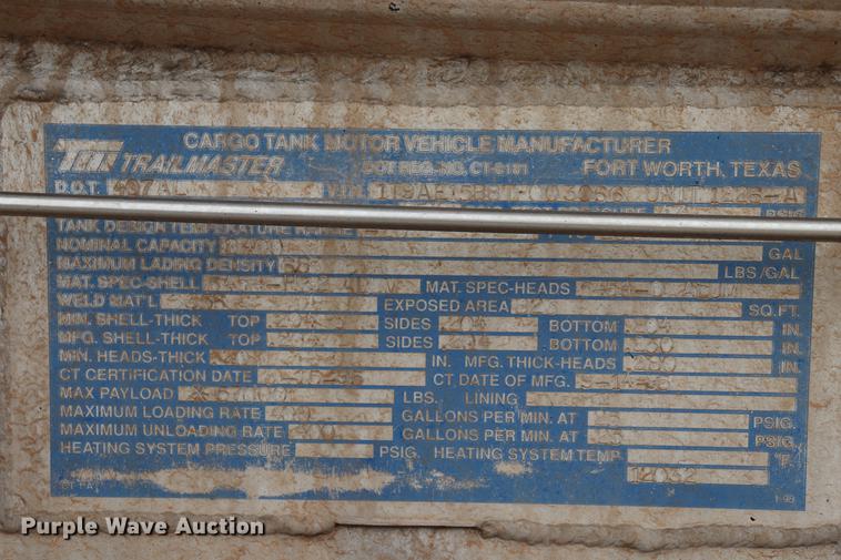 image for item ED9641 1996 Trailmaster tank trailer