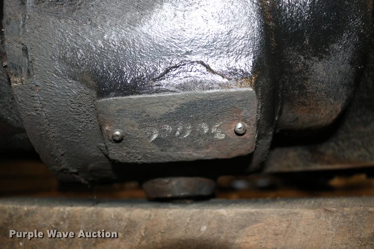 image for item EE9766 Eaton Fuller Road Ranger 13 speed transmission