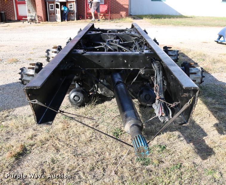 image for item EE9769 2001 Kenworth rear end and frame
