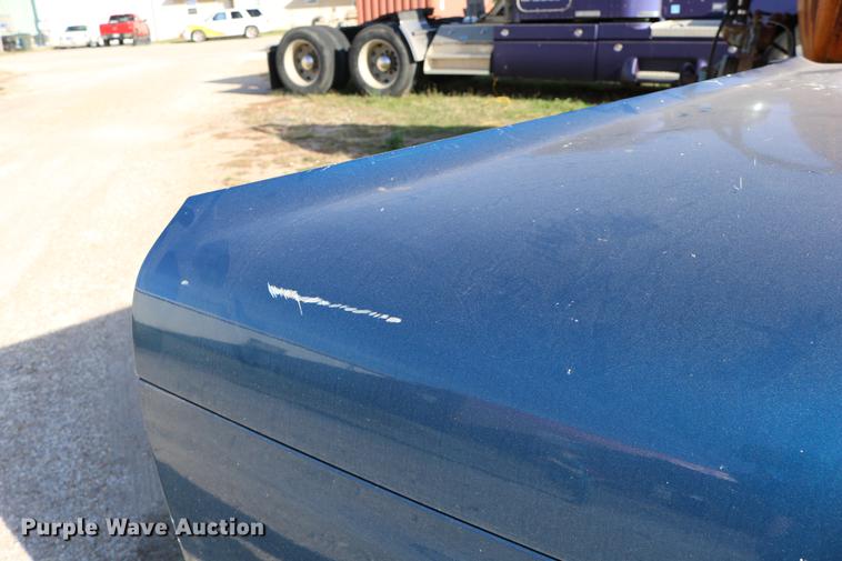 image for item EE9770 Peterbilt 387 hood