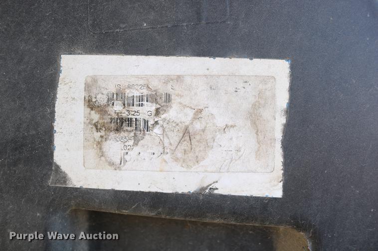 image for item EE9770 Peterbilt 387 hood