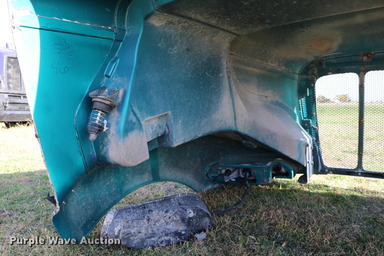 image for item EE9771 Peterbilt 387 hood