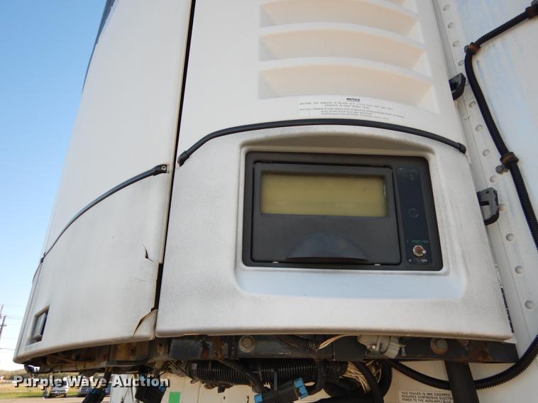 image for item K5837 2003 Utility 3000R refrigerated van trailer