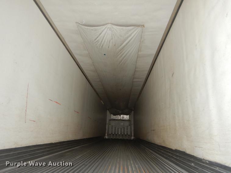 image for item K5837 2003 Utility 3000R refrigerated van trailer