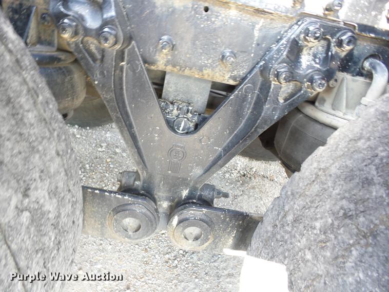 image for item K6361 2005 Kenworth W900 semi truck with tow truck attachment