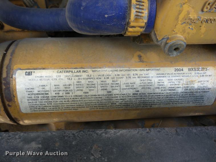 image for item K6361 2005 Kenworth W900 semi truck with tow truck attachment