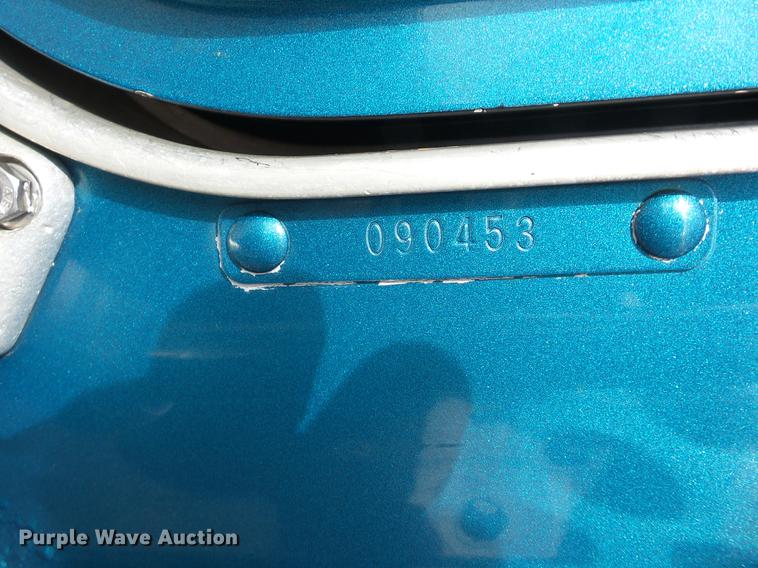 image for item K6361 2005 Kenworth W900 semi truck with tow truck attachment