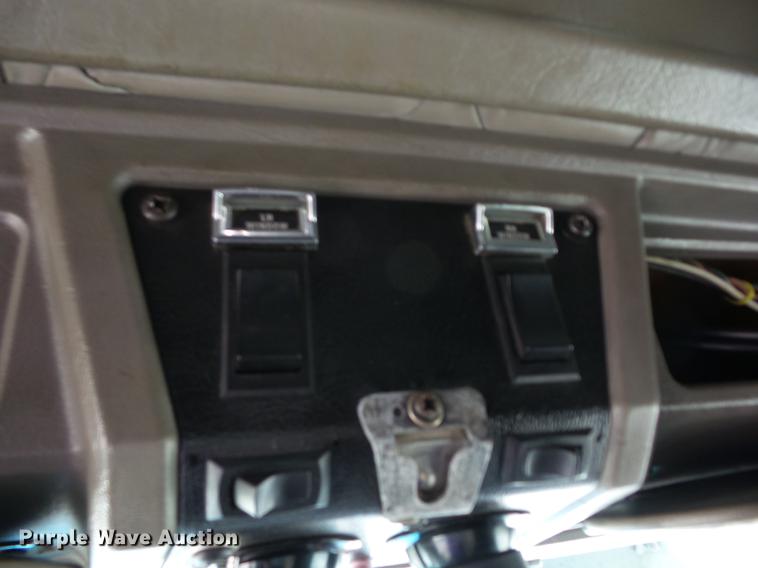 image for item K6361 2005 Kenworth W900 semi truck with tow truck attachment