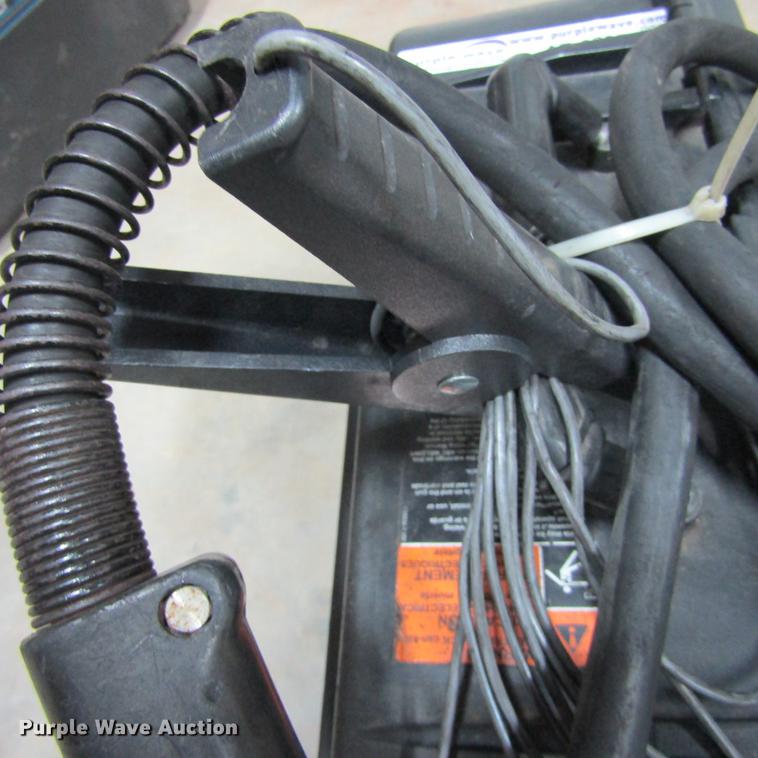 image for item AZ9385 Red-d-arc LN25 wire welder