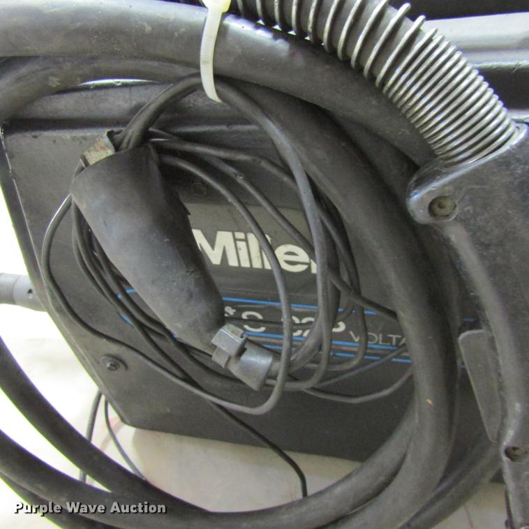image for item AZ9386 Miller S-32P wire welder