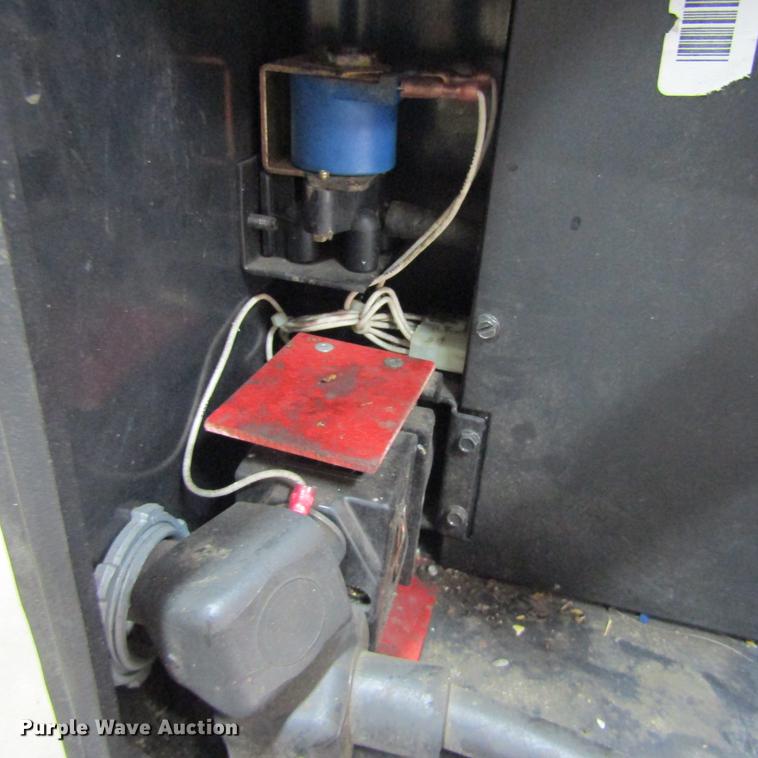 image for item AZ9386 Miller S-32P wire welder