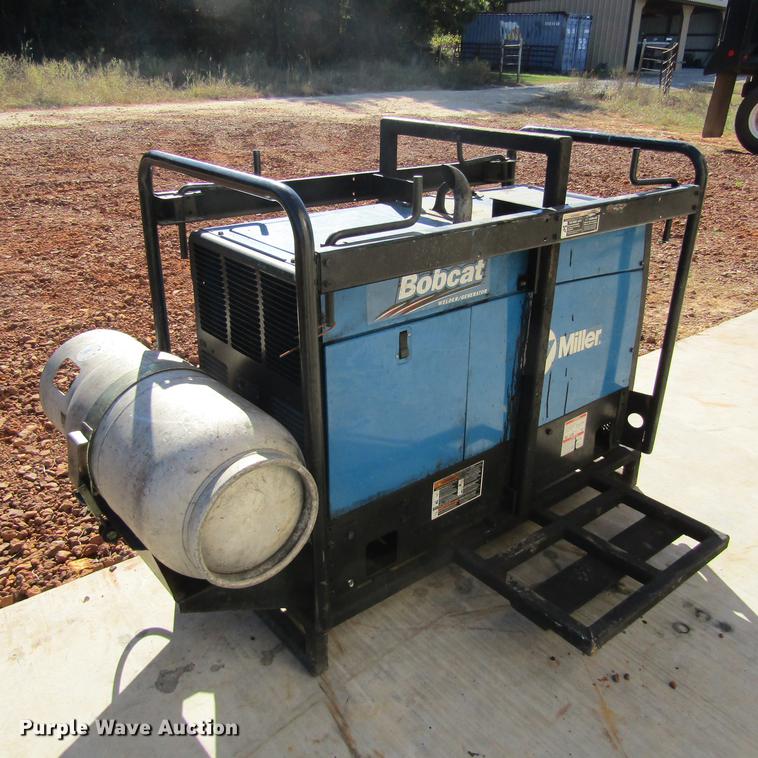 image for item AZ9388 Miller Bobcat 250 welder/generator