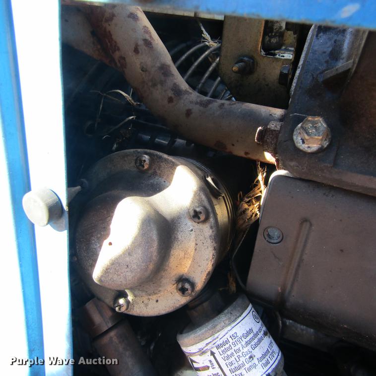 image for item AZ9388 Miller Bobcat 250 welder/generator