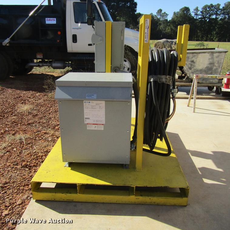 image for item AZ9389 Eaton V30E061 phase converter