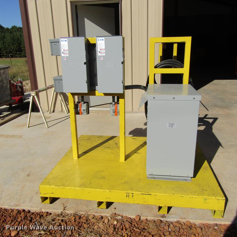 image for item AZ9389 Eaton V30E061 phase converter