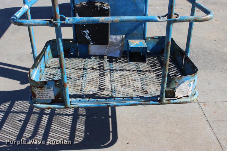 image for item BE9426 2006 Genie Z-30/20N boom lift