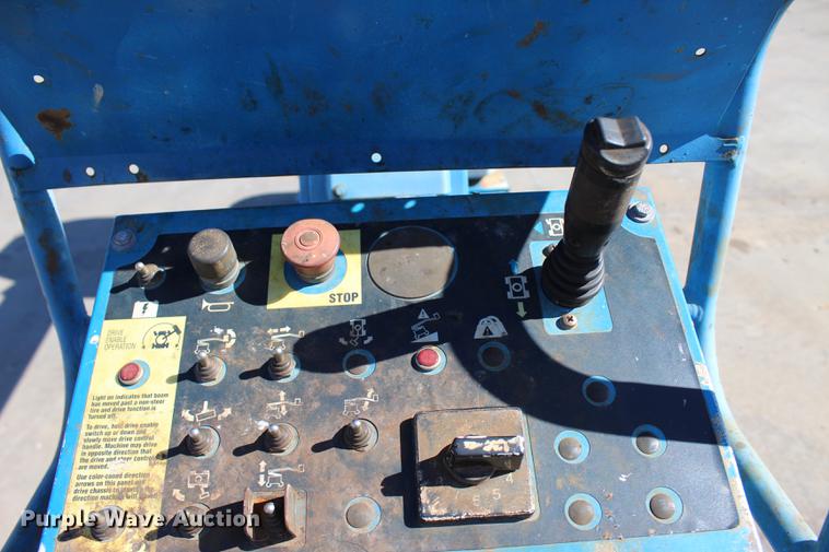 image for item BE9426 2006 Genie Z-30/20N boom lift