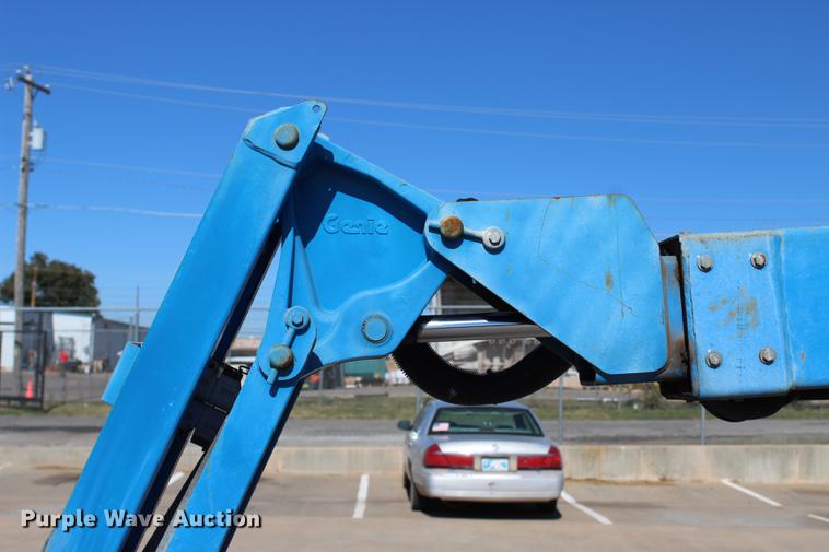 image for item BE9426 2006 Genie Z-30/20N boom lift