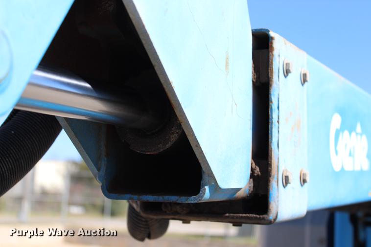 image for item BE9426 2006 Genie Z-30/20N boom lift