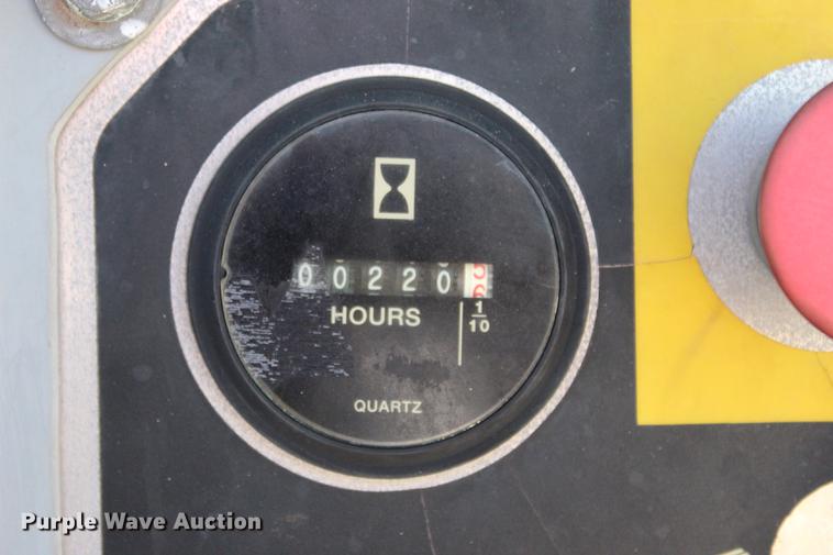 image for item BE9426 2006 Genie Z-30/20N boom lift