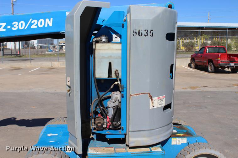 image for item BE9426 2006 Genie Z-30/20N boom lift