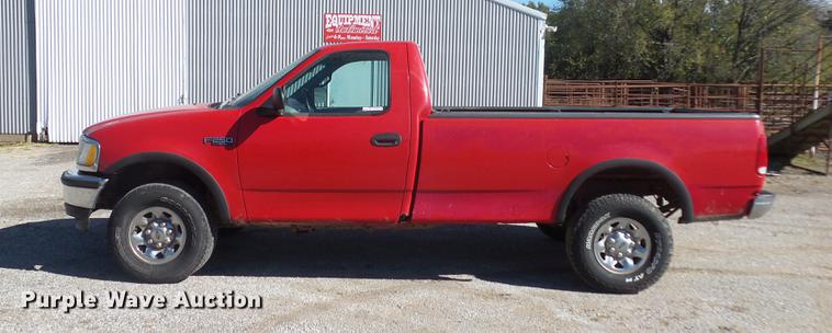 image for item BV9192 1997 Ford F250 HD pickup truck