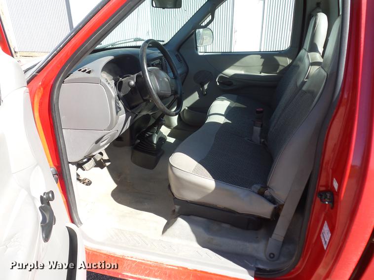 image for item BV9192 1997 Ford F250 HD pickup truck