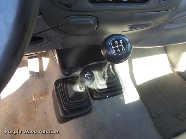 image for item BV9192 1997 Ford F250 HD pickup truck